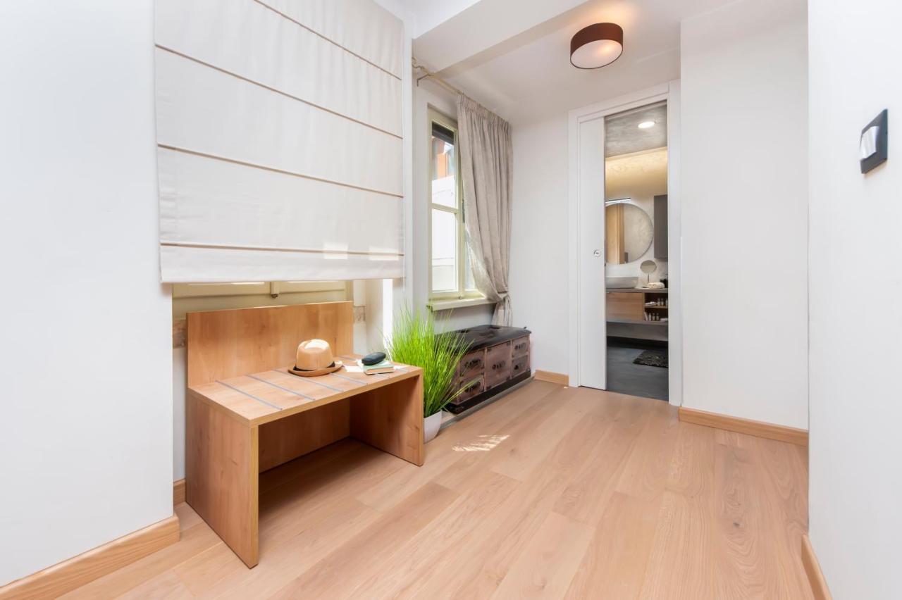 Dc II Downtown Apartment Ровінь Екстер'єр фото