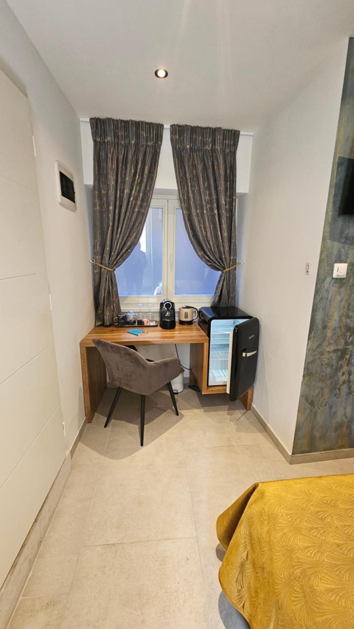 Dc II Downtown Apartment Ровінь Номер фото