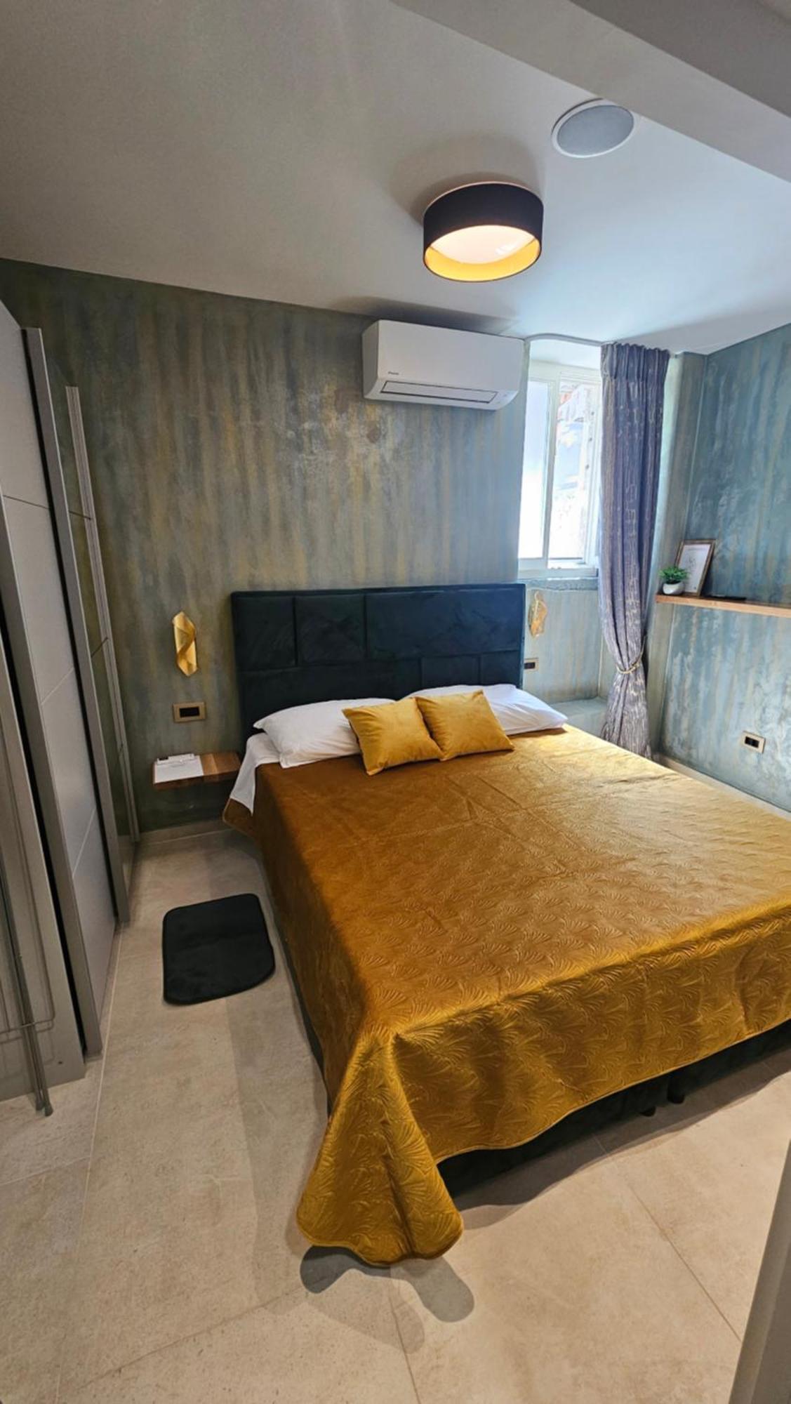 Dc II Downtown Apartment Ровінь Номер фото